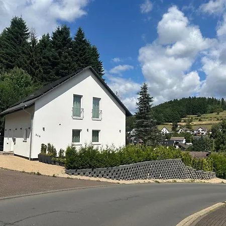 Traumhaus In Der Eifel * Хелленталь